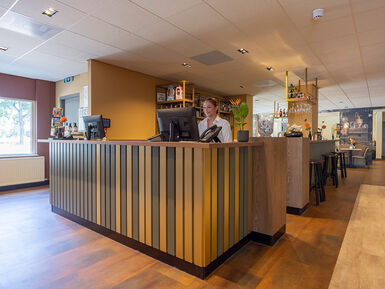 Witte-Huis-Interieur-Receptie_23