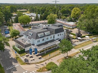 Witte-Huis-Exterieur-Pand-Drone_8
