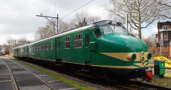 groene trein in het spoorwegmuseum
