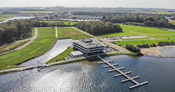Luchtfoto Fletcher Hotel-Restaurant Het Veerse Meer