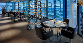 Interieur SKY Restaurant Pi