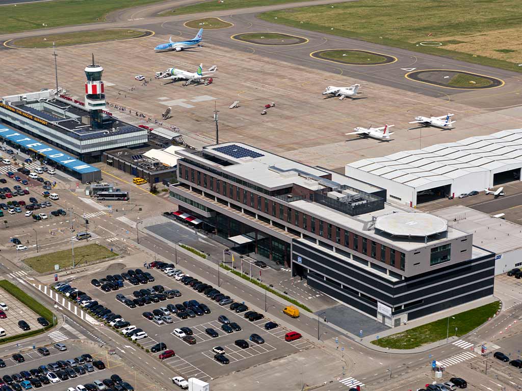 Parkeren Bij Fletcher Hotel Rotterdam Airport