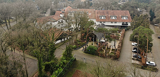 Luchtfoto Fletcher Hotel-Restaurant Klein Zwitserland