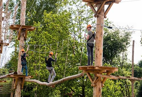 Klimmen in een klimpark