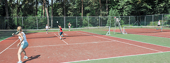 672 x 250 Tennisbaan Hotel Doorwerth Exterieur