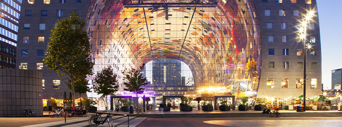 672 x 250 Markthal Rotterdam