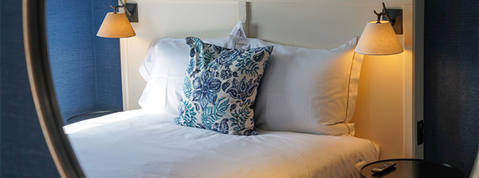 672 x 250 De Oude Gevangenis Hotelkamer Bed