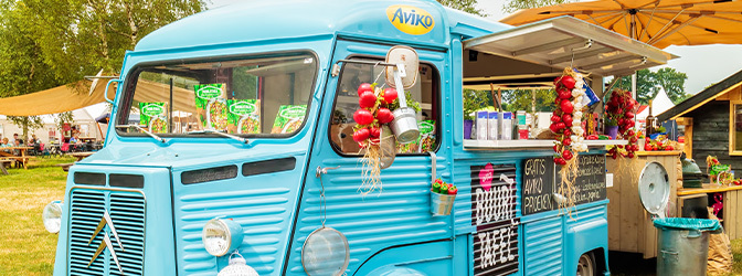 672 x 250 Blauwe food truck