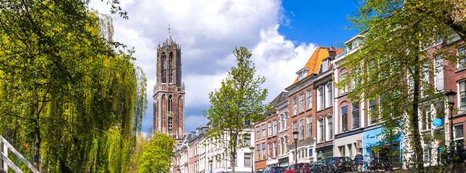 672 x 350 Domtoren