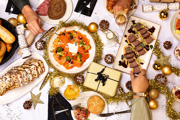 Kerstman viert kerst bij Fletcher