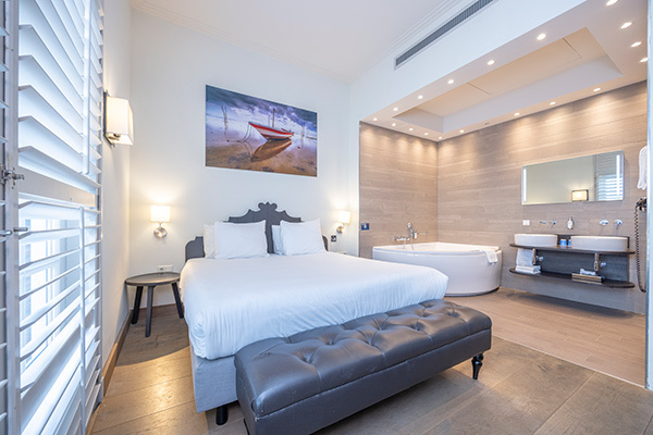 Nautisch Kwartier Suite met bubbelbad.