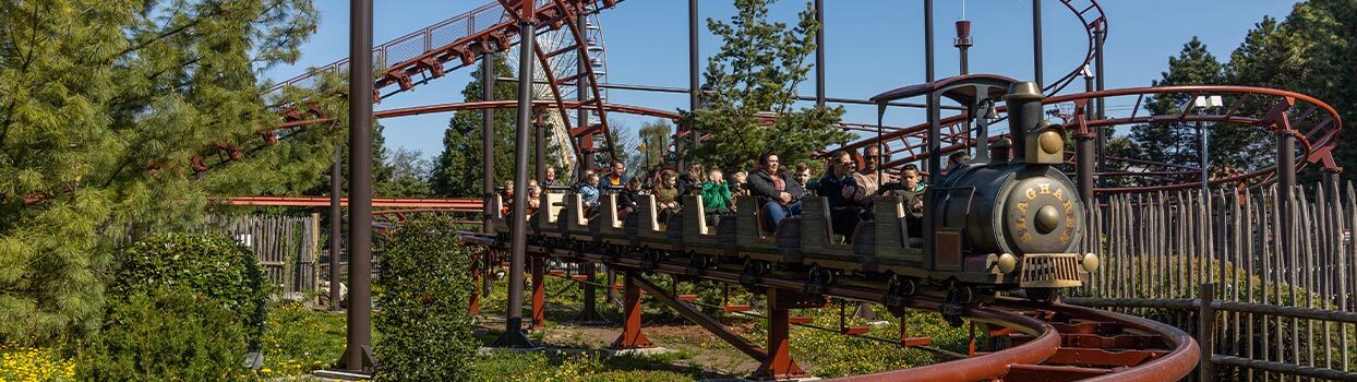 Achtbanen en attracties in Attractiepark Slagharen