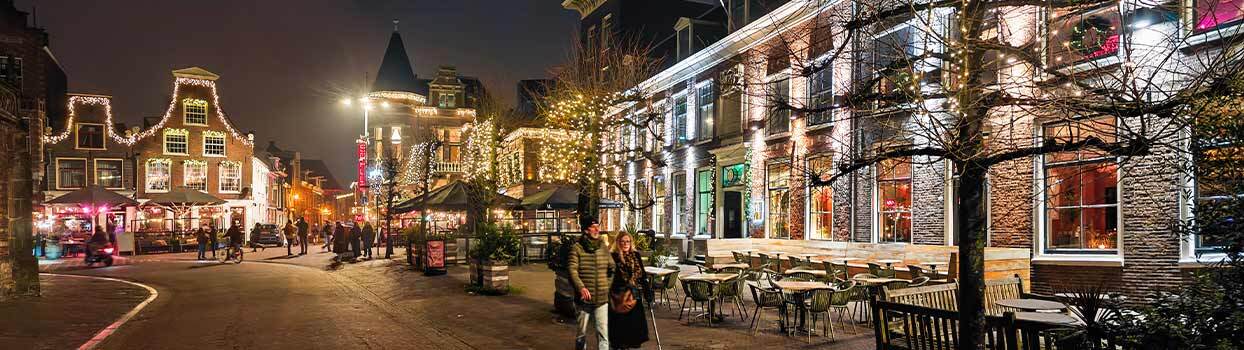 Kerstsfeer op de Grote Markt in Haarlem