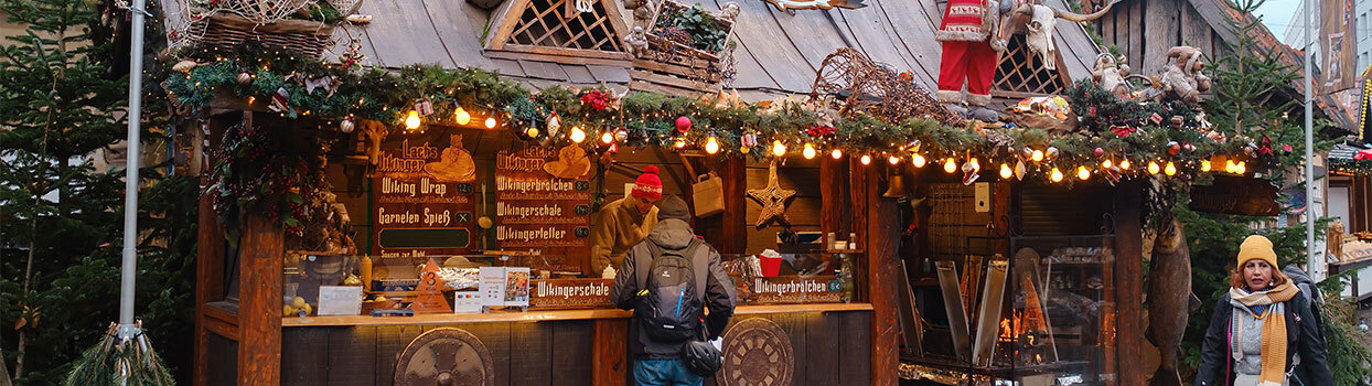 kerstmarkt kraam in Dortmund