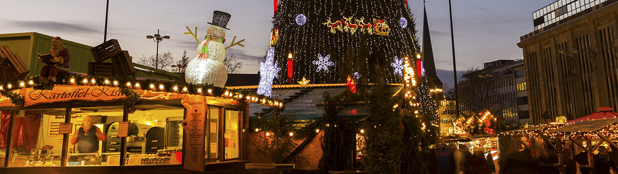 Kerstmarkt Dortmund bij de boom