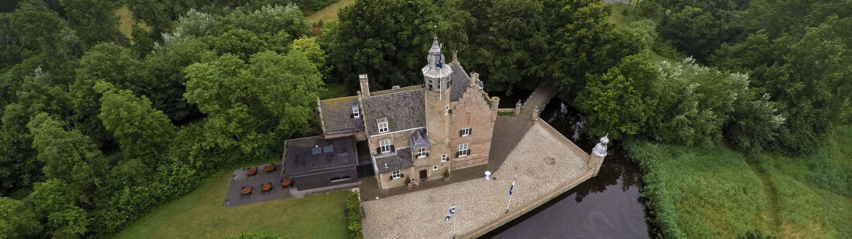 Slot Moermond op het landgoed in Renesse