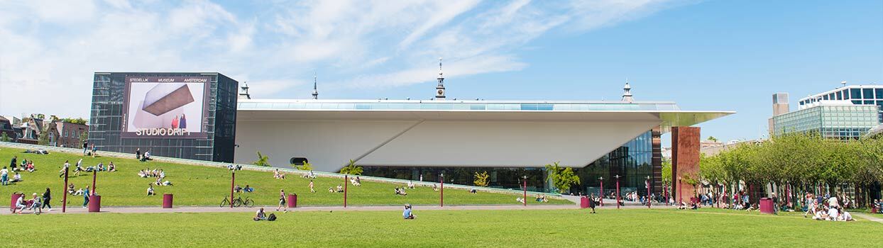 Sfeerbeeld Stedelijk Museum Amsterdam