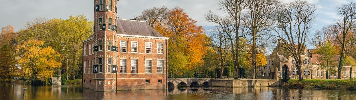 Kasteel Bouvigne in de herfst