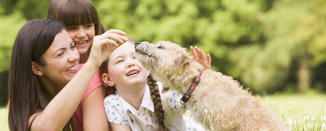 Familie mit Hund