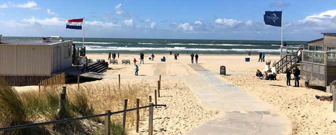 Strand von Bergen aan Zee